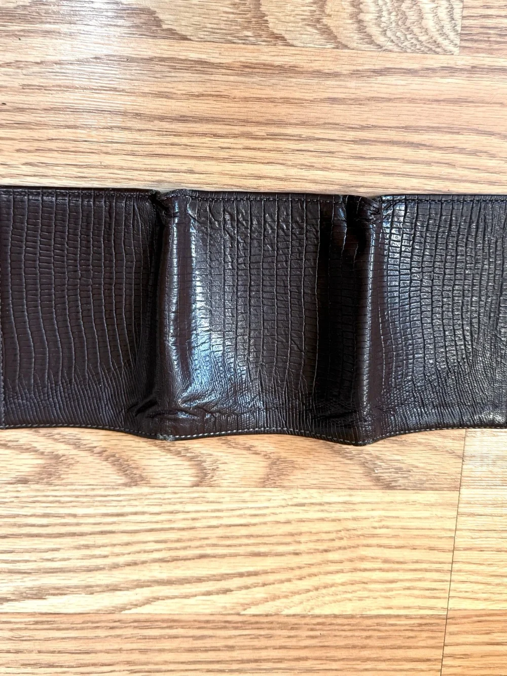 Vintage Prince Gardner Genuine Pebbled Pigskin Trifold Wallet.Made in the USA